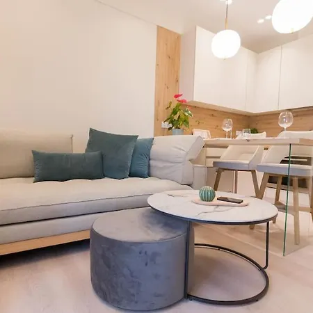 Boutique Center Of